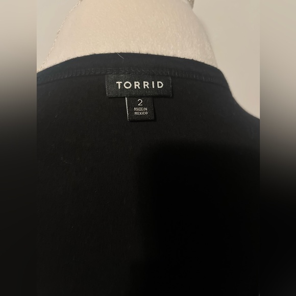 Torrid Floral Love Graphic Tee - Picture 2 of 4